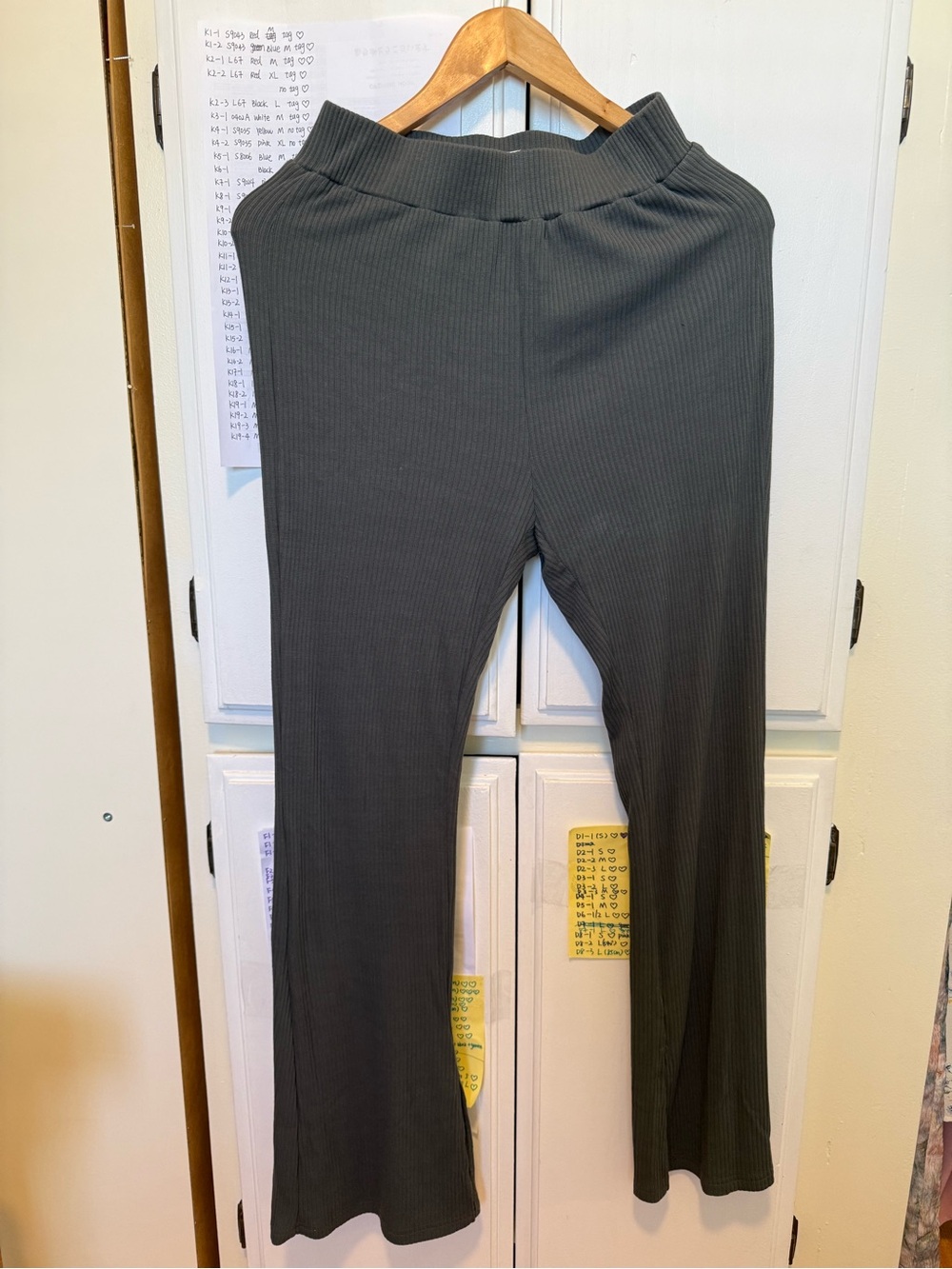 Ribbed Wide-Leg Pants in Charcoal — Classic Everyday Style